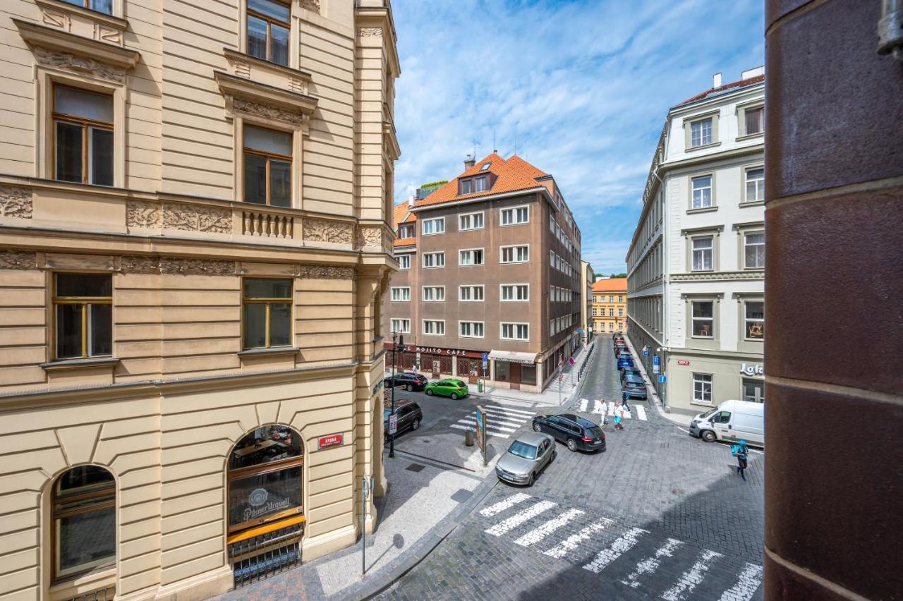 Loong Refresh Old Town Apartment Прага Екстериор снимка