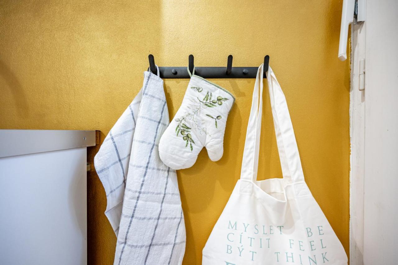 Loong Refresh Old Town Apartment Прага Екстериор снимка