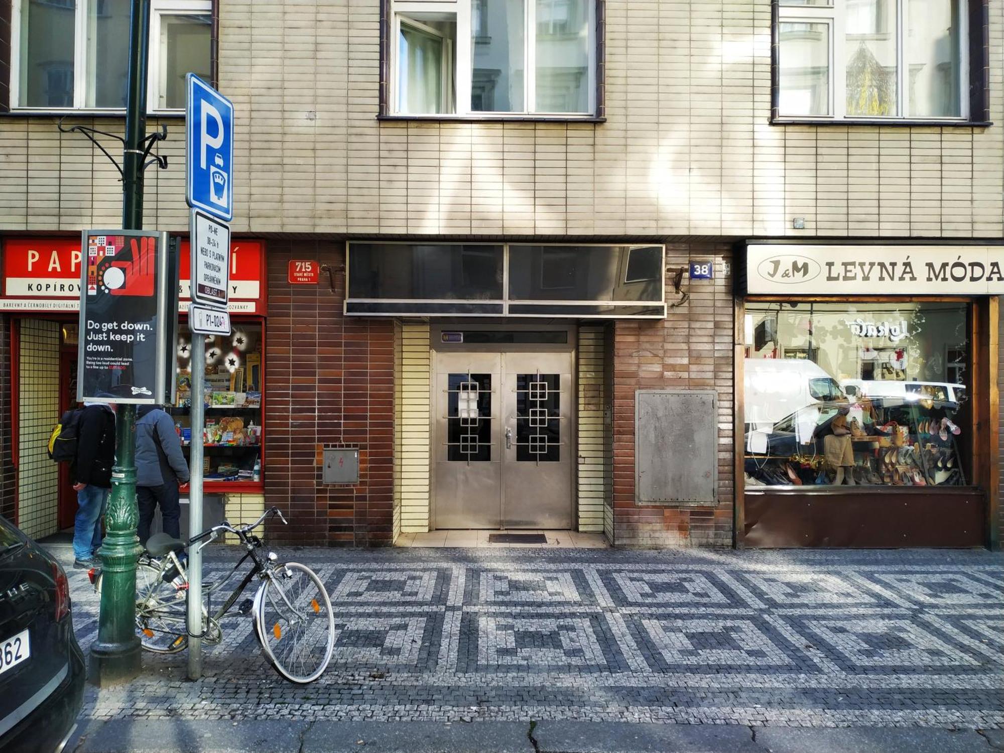 Loong Refresh Old Town Apartment Прага Екстериор снимка