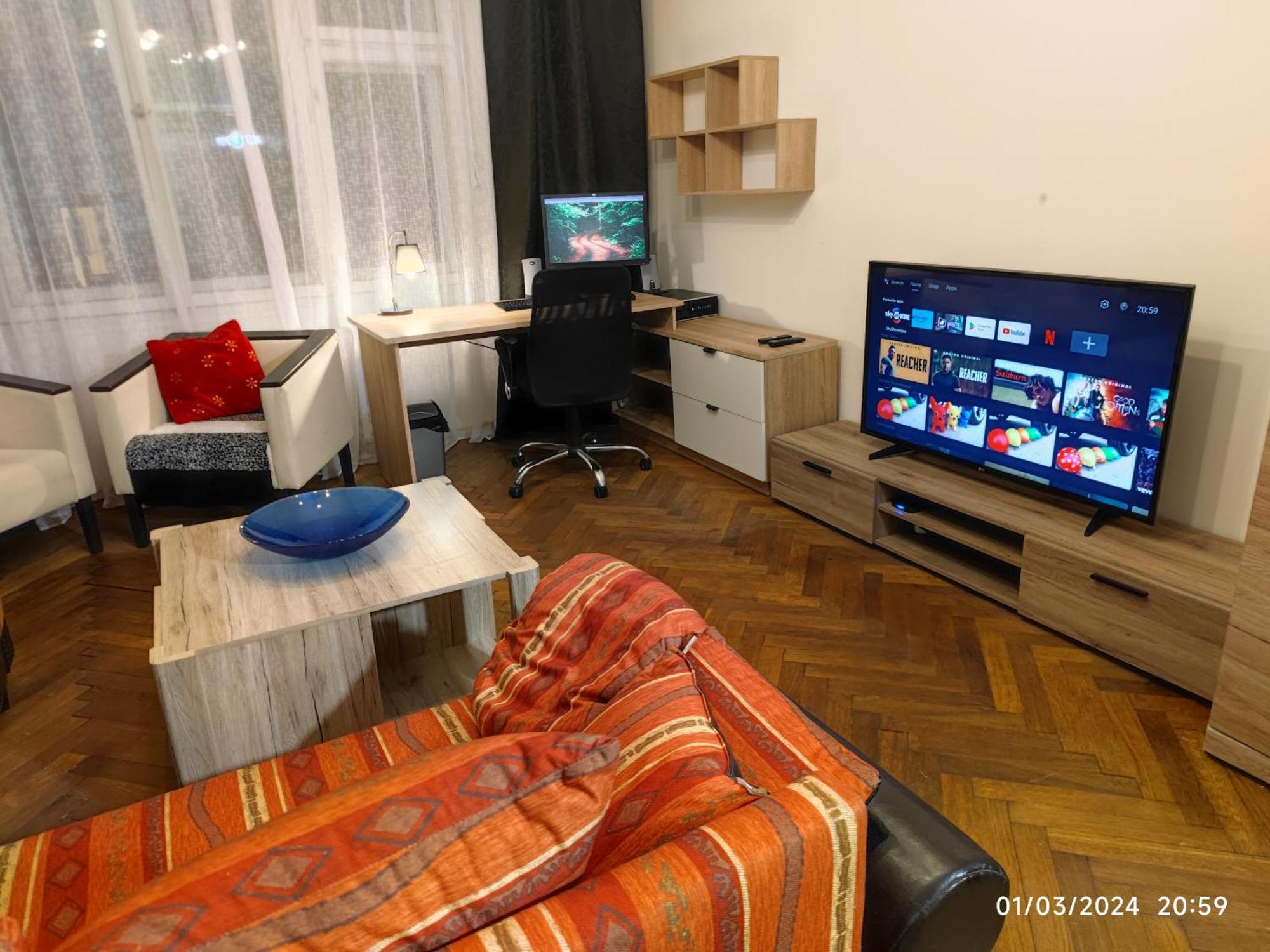 Loong Refresh Old Town Apartment Прага Екстериор снимка
